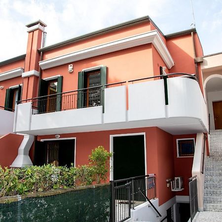 House Smeraldo By Holiday World Lido di Jesolo Buitenkant foto